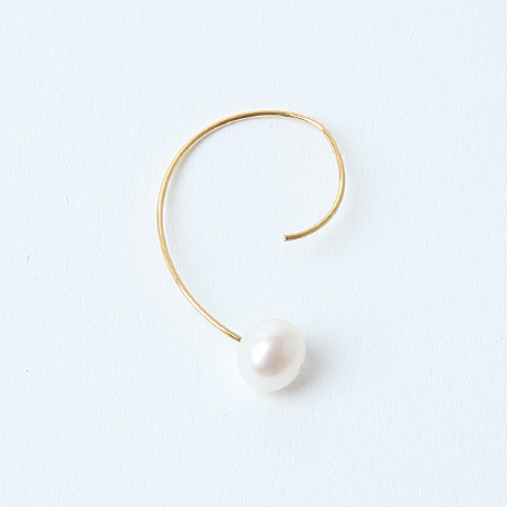 MELISSA MC ARTHER ピアス